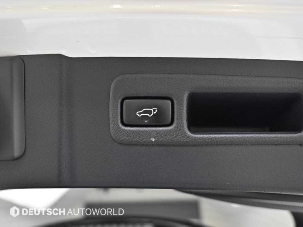 Lexus NX — photo 18