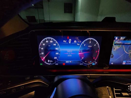 Mercedes-Benz GLE-Class — photo 13
