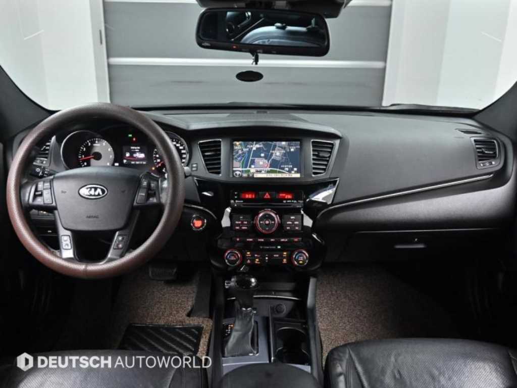 Kia K7 — photo 07