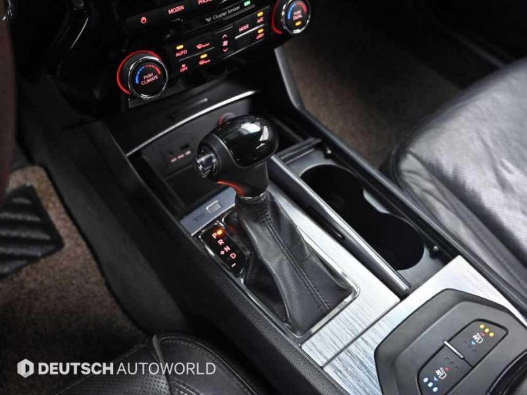 Kia K7 — photo 09