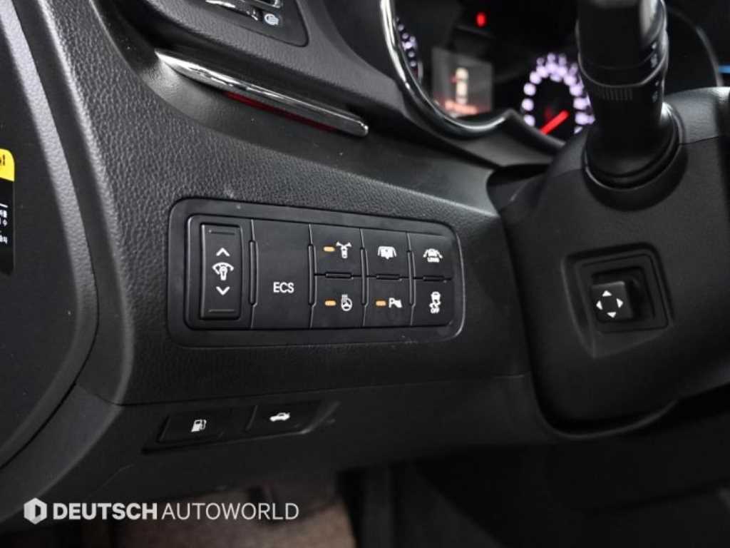 Kia K7 — photo 17