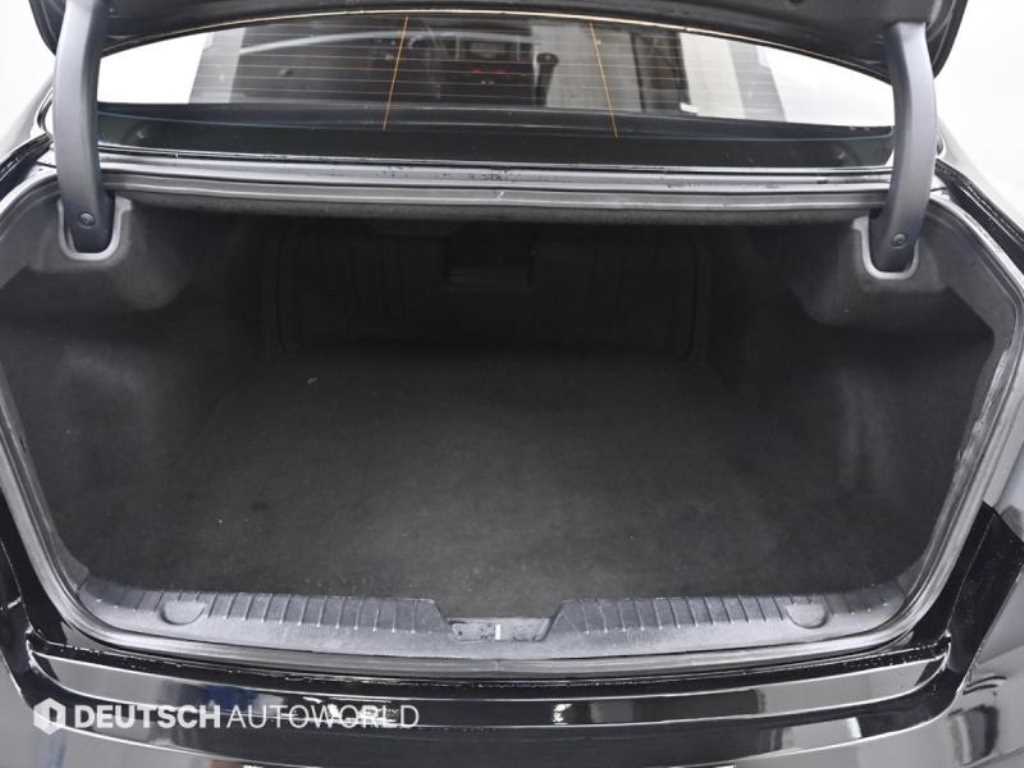 Kia K7 — photo 20