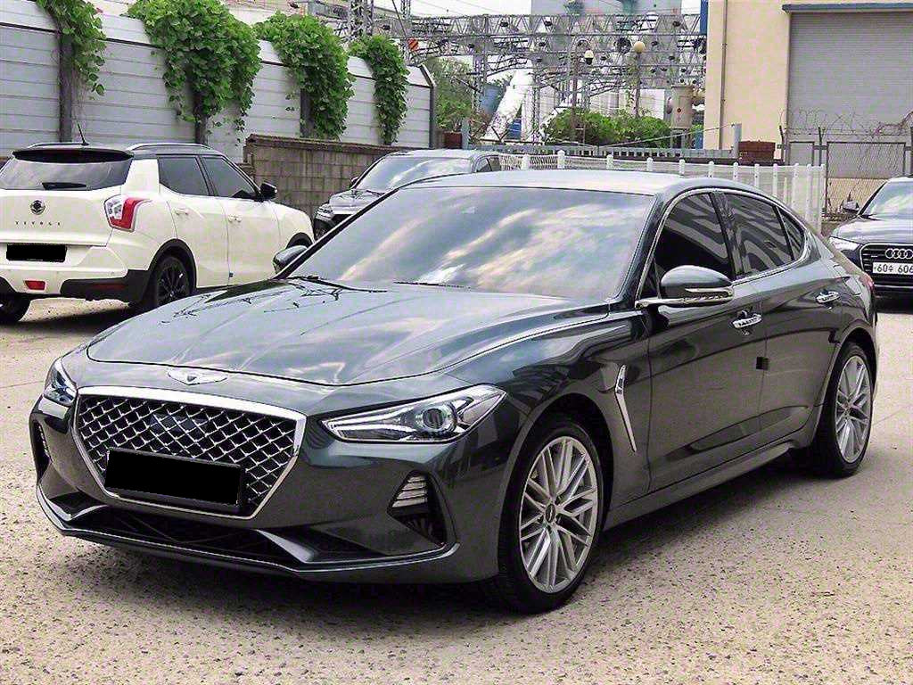 Genesis G70 — photo 02