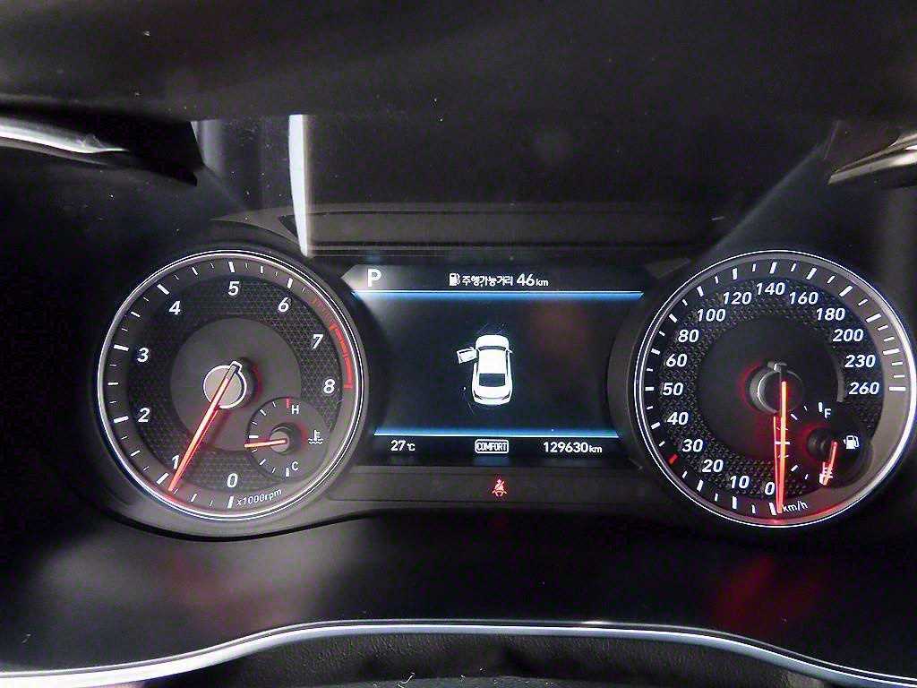 Genesis G70 — photo 09