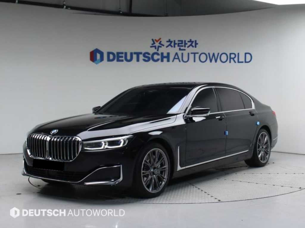BMW 7-Series — photo 01