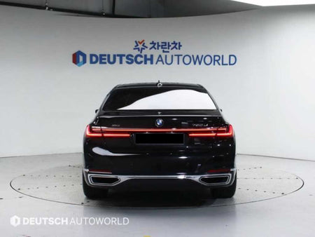 BMW 7-Series — photo 04