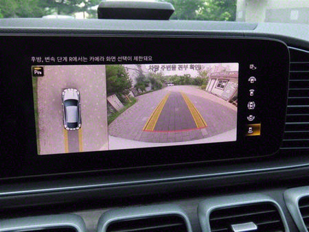 Mercedes-Benz GLE-Class — photo 10