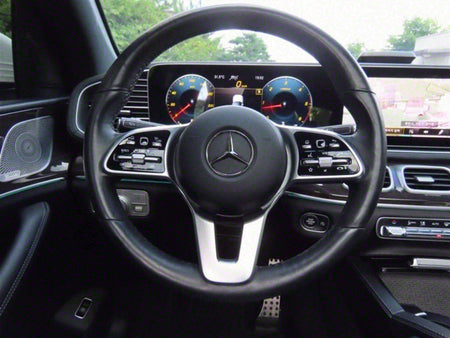 Mercedes-Benz GLE-Class — photo 17