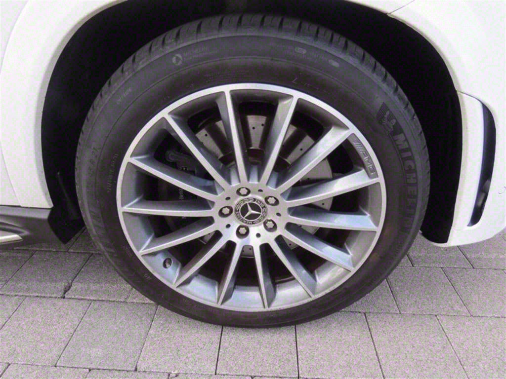 Mercedes-Benz GLE-Class — photo 18