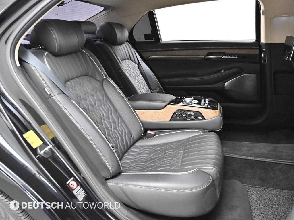 Genesis G90 — photo 12
