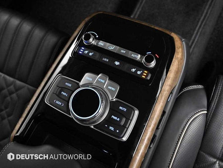 Genesis G90 — photo 16