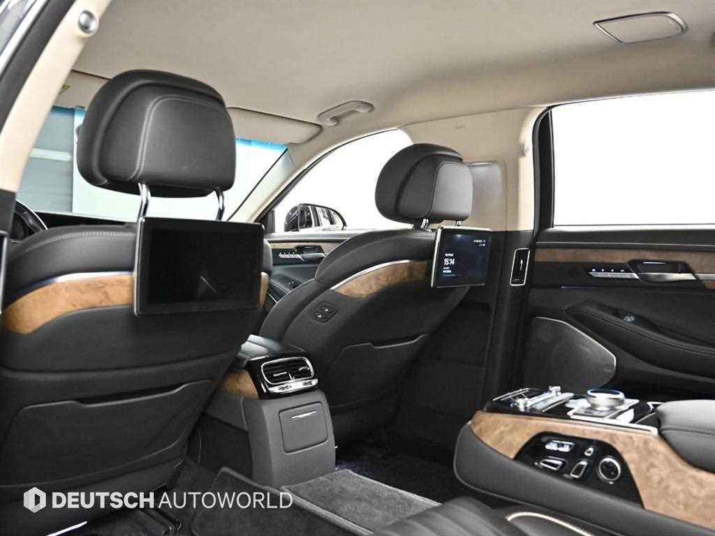 Genesis G90 — photo 19