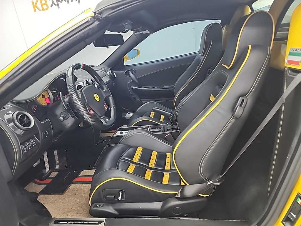 Ferrari F430 — photo 11