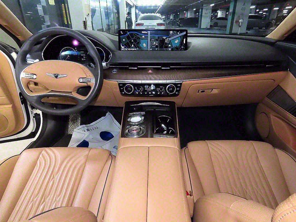 Genesis G80 — photo 10