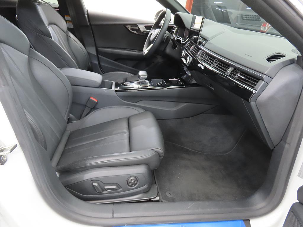 Audi A5 — photo 06