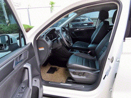 Volkswagen Tiguan — photo 05