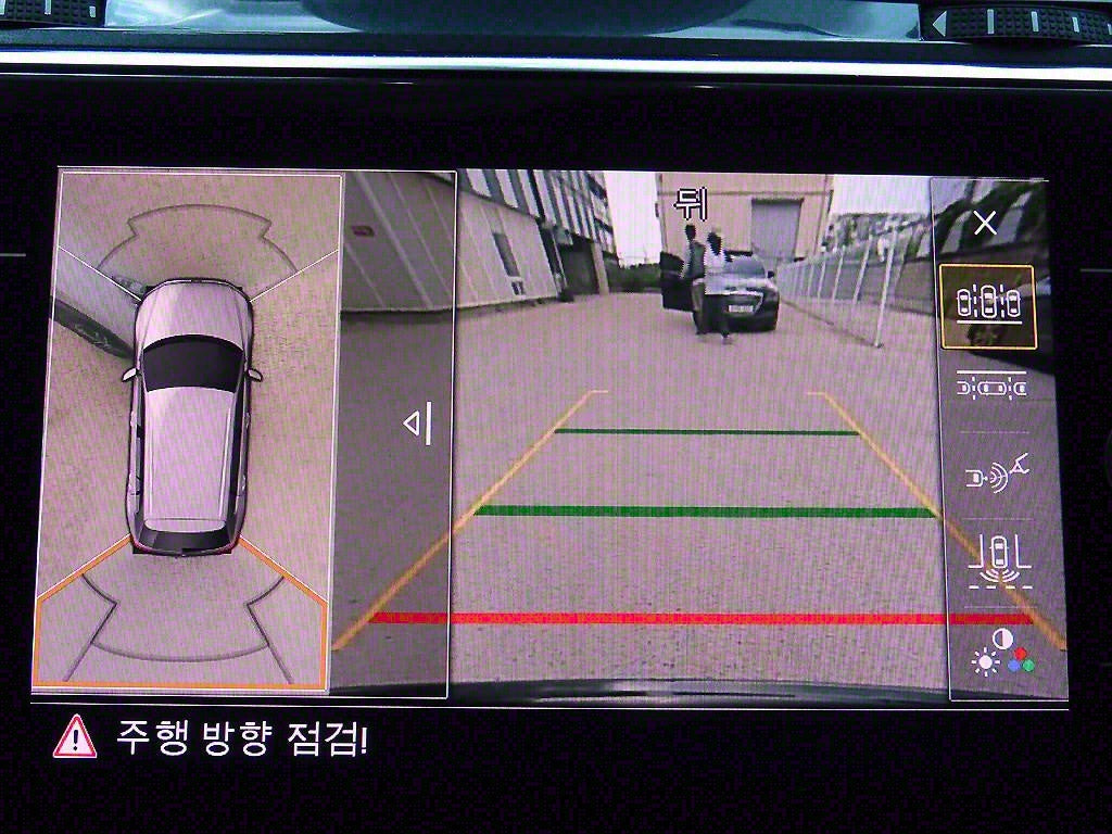 Volkswagen Tiguan — photo 13