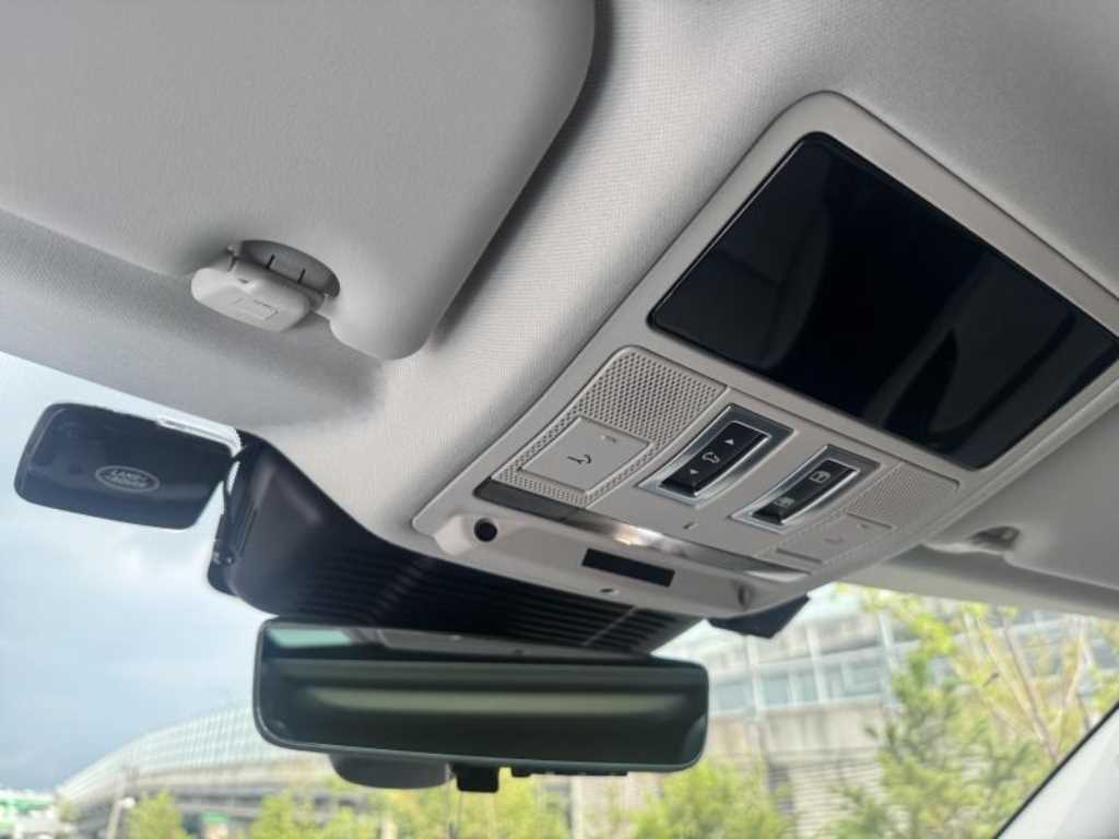 Land Rover Range Rover Evoque — photo 08