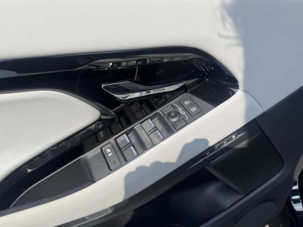 Land Rover Range Rover Evoque — photo 14