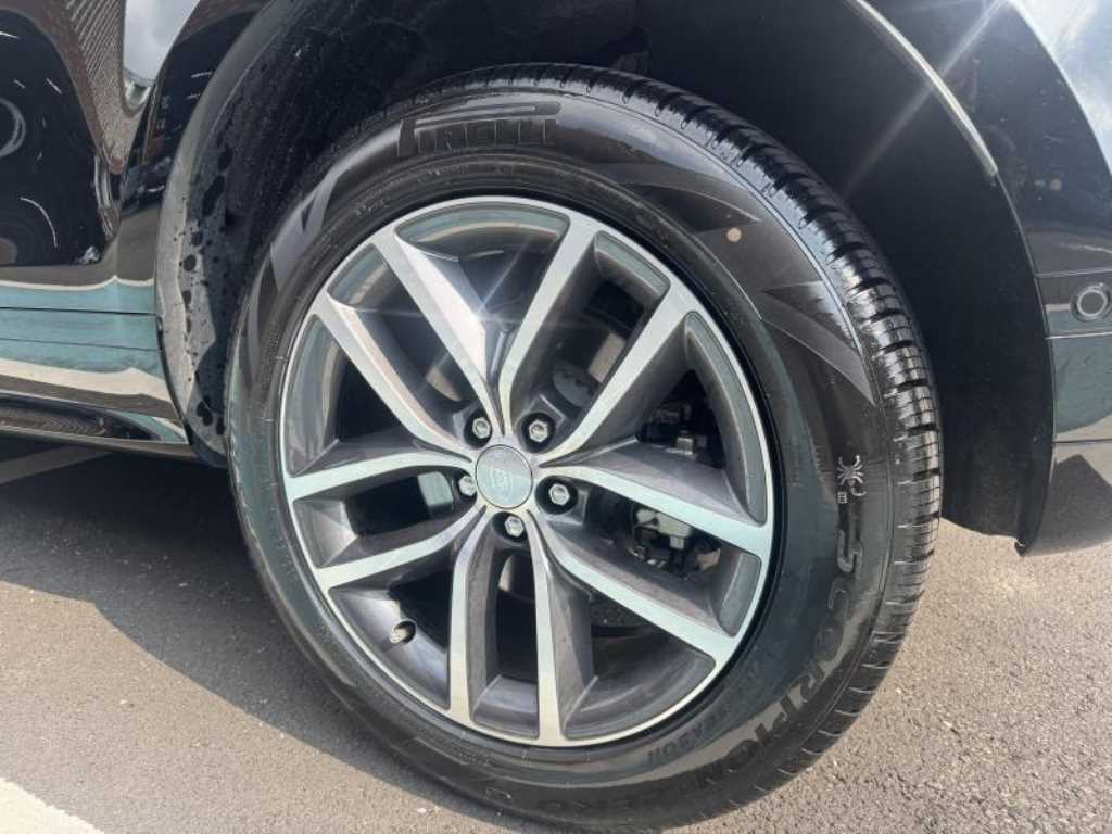 Land Rover Range Rover Evoque — photo 18