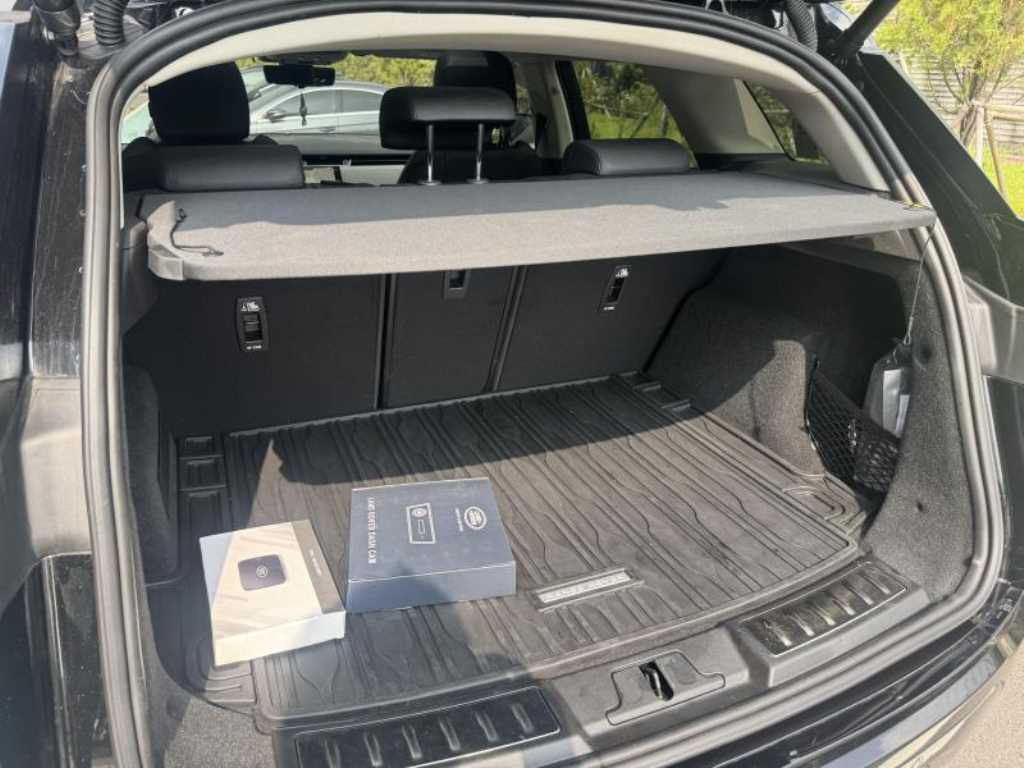 Land Rover Range Rover Evoque — photo 20