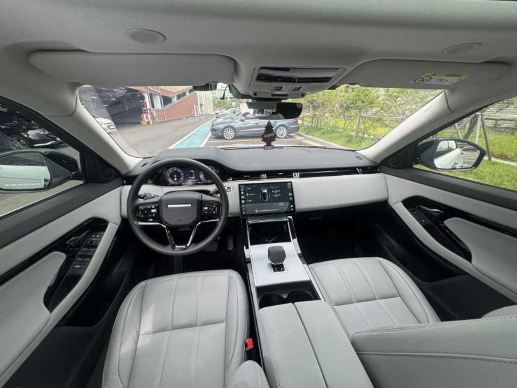 Land Rover Range Rover Evoque — photo 15