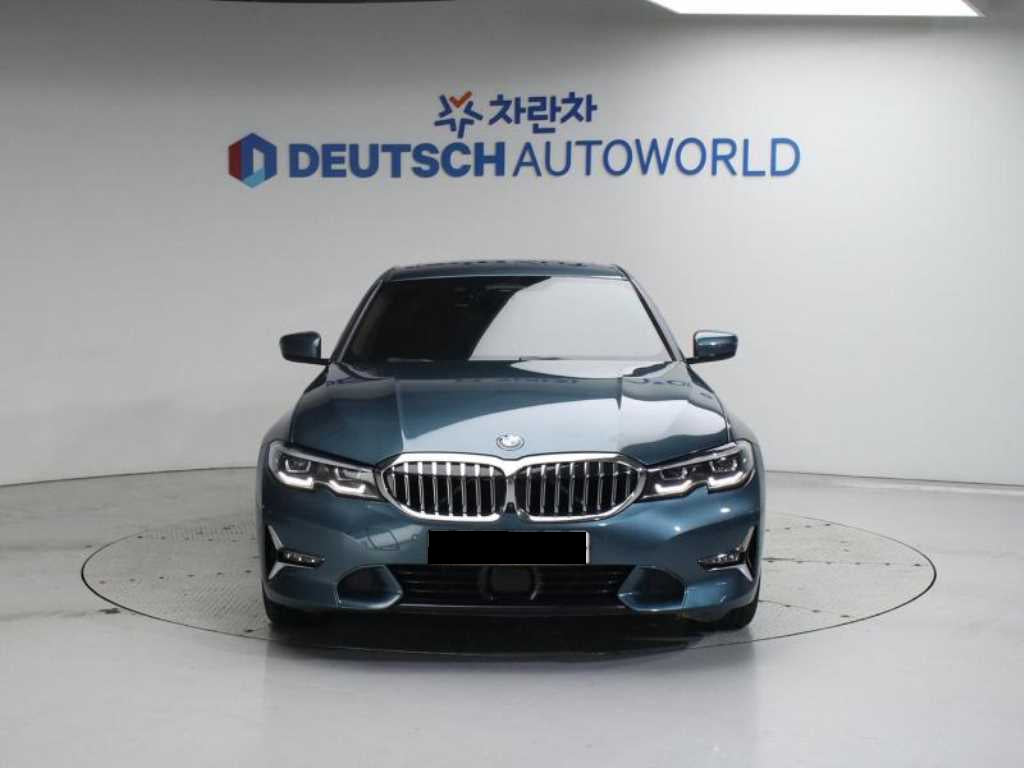 BMW 3-Series — photo 03