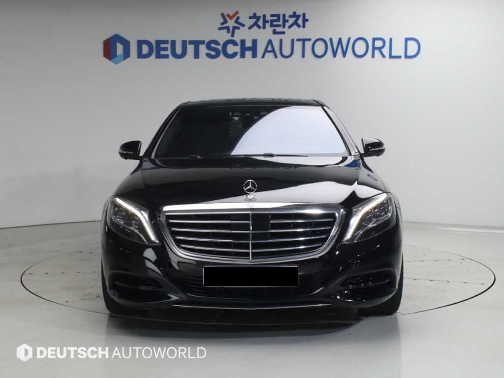 Mercedes-Benz S-Class — photo 03