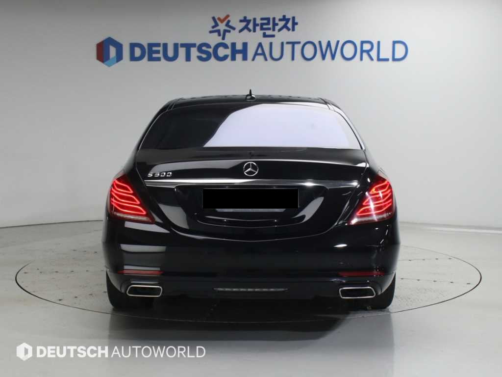 Mercedes-Benz S-Class — photo 04