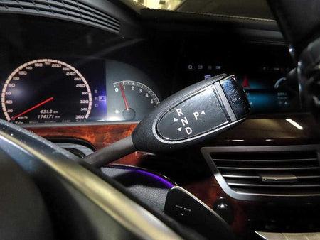 Mercedes-Benz S-Class — photo 12