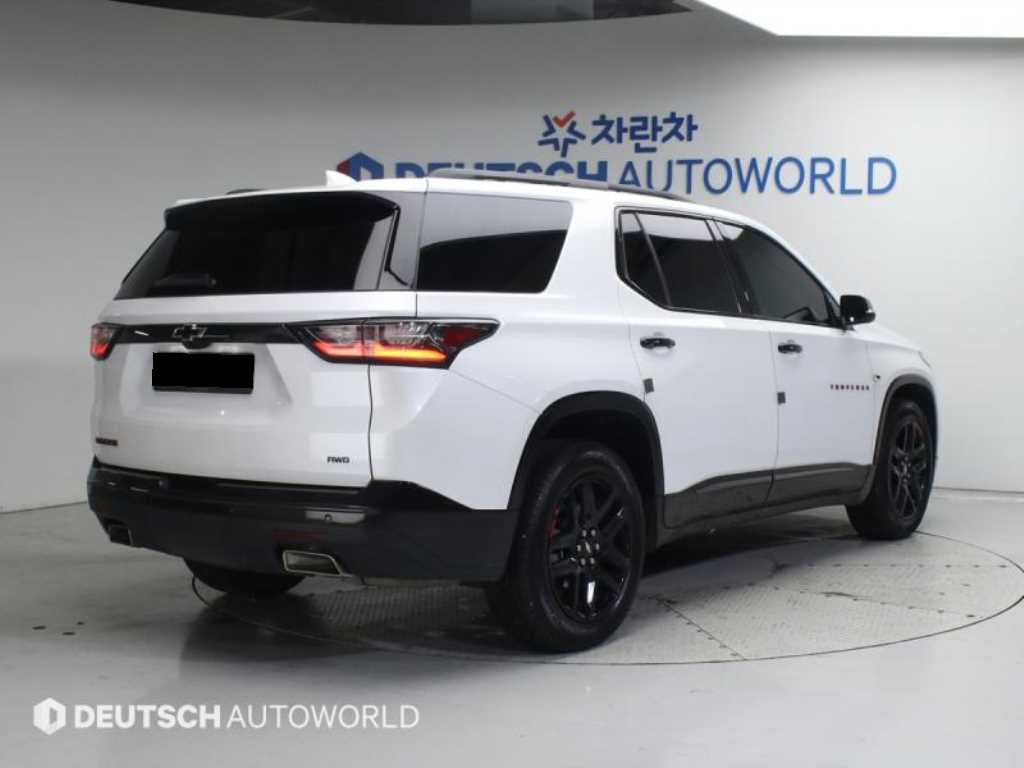 CHEVROLET Traverse — photo 02