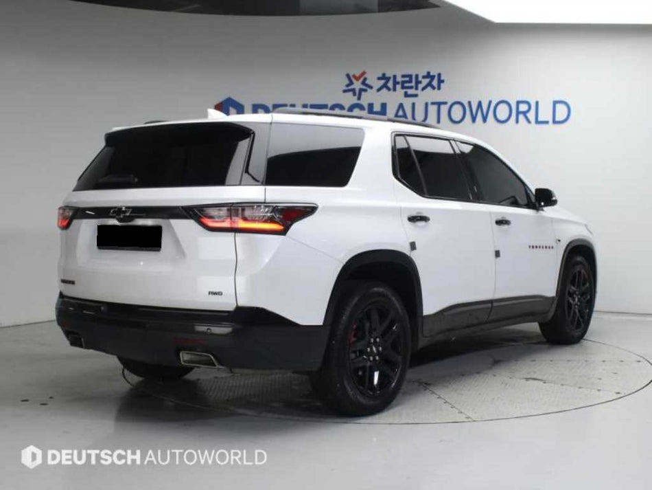 CHEVROLET Traverse — photo 02