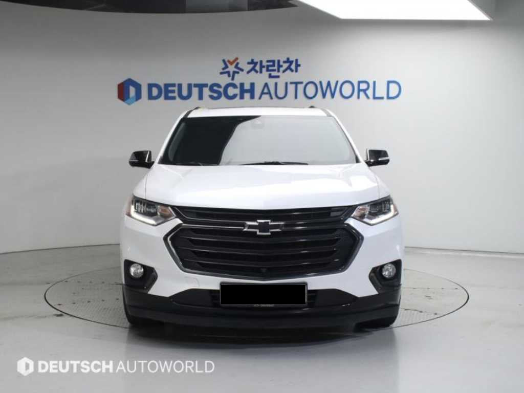 CHEVROLET Traverse — photo 03