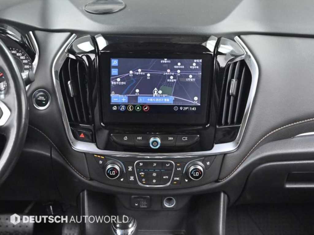 CHEVROLET Traverse — photo 08
