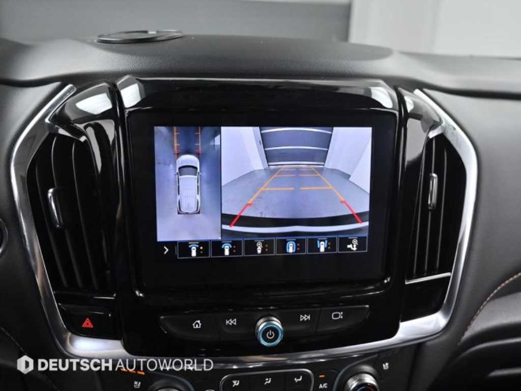 CHEVROLET Traverse — photo 09