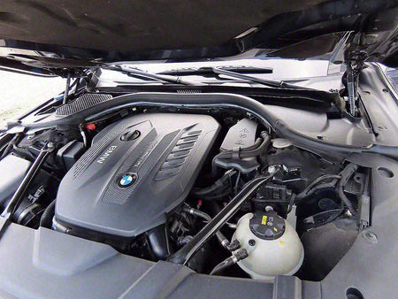 BMW 7-Series — photo 19