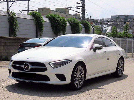 Mercedes-Benz CLS-Class — photo 02