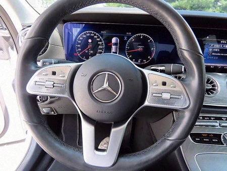 Mercedes-Benz CLS-Class — photo 08