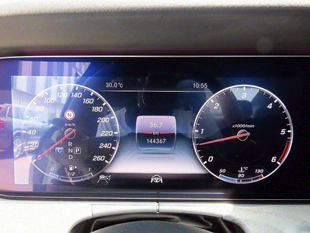Mercedes-Benz CLS-Class — photo 09