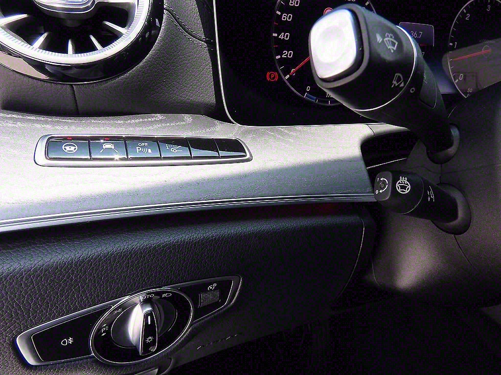 Mercedes-Benz CLS-Class — photo 12