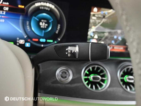 Mercedes-Benz E-Class — photo 09