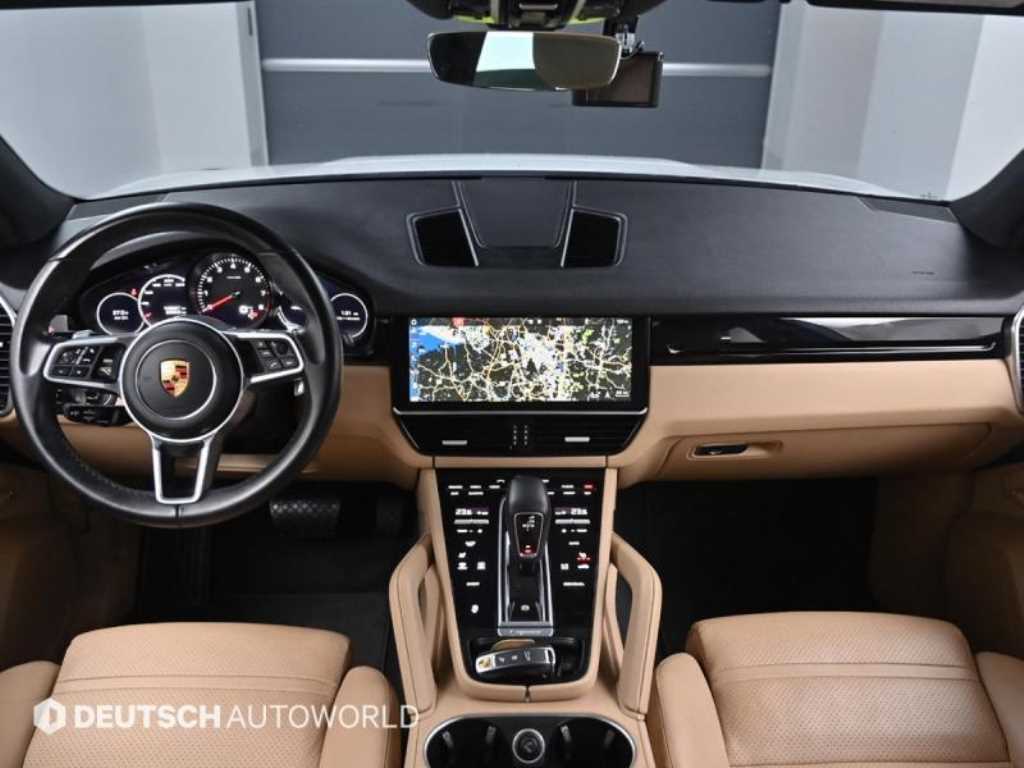 Porsche Cayenne — photo 07