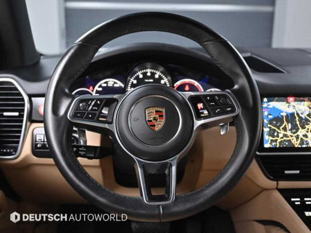 Porsche Cayenne — photo 13