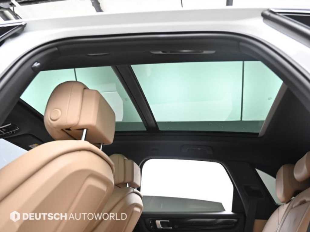 Porsche Cayenne — photo 19