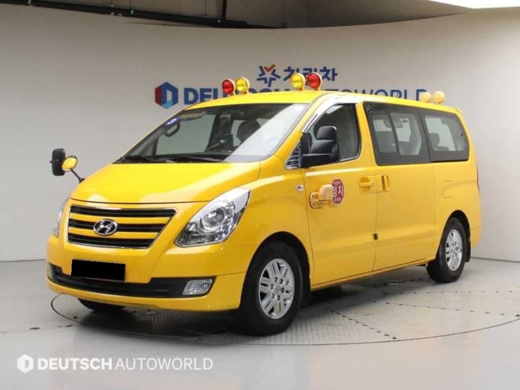 Hyundai Starex — photo 01