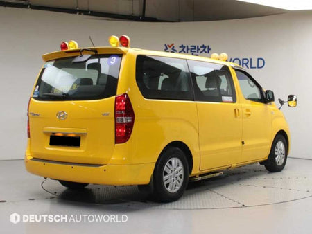 Hyundai Starex — photo 02