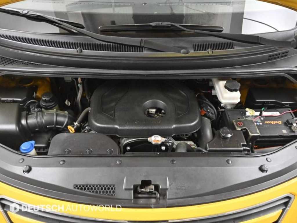 Hyundai Starex — photo 06