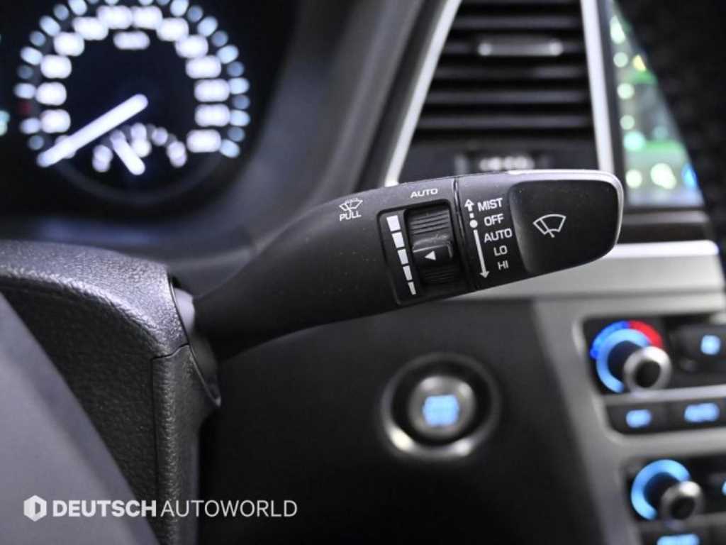 Genesis G80 — photo 16