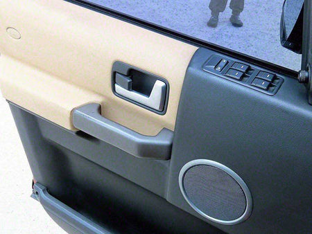 Land Rover Discovery — photo 11