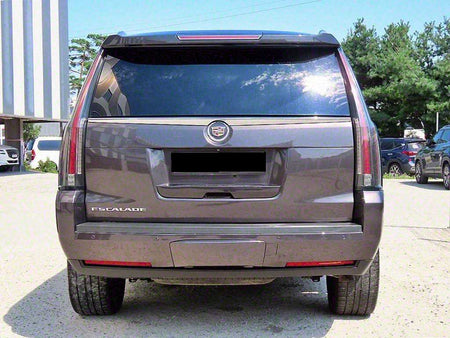 Cadillac Escalade — photo 04